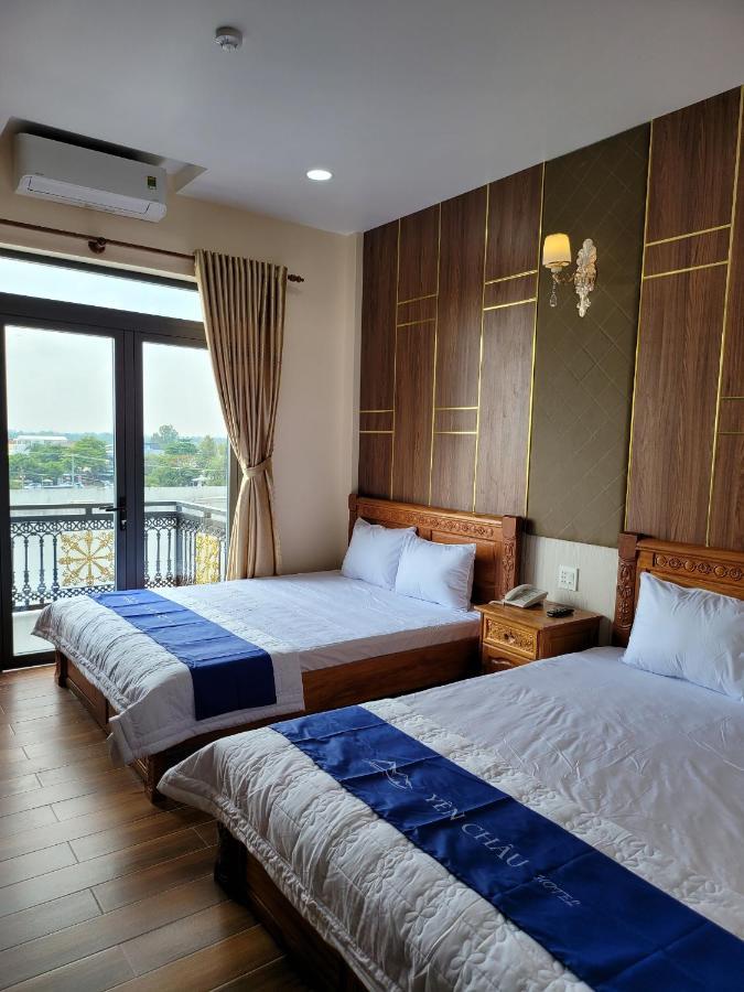 Khach San Yen Chau Hotell Chau Doc Exteriör bild
